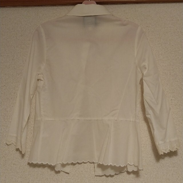 Cynthia Rowley(シンシアローリー)のシンシアローリー 白ブラウス レディースのトップス(シャツ/ブラウス(半袖/袖なし))の商品写真
