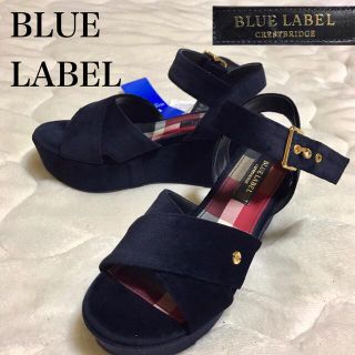 ブルーレーベルクレストブリッジ(BLUE LABEL CRESTBRIDGE)の【極美品】ブルーレーベルクレストブリッジ サンダル 黒 赤チェック ベロア(サンダル)