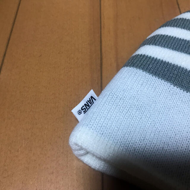 VANS(ヴァンズ)ののんちゃん様専用-値下げ VANS ニット帽 ニットキャップ メンズの帽子(ニット帽/ビーニー)の商品写真