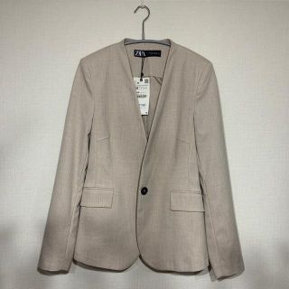 未使用品⭐️ZARA、黒ノーカラージャケット、金ボタン、ツイード生地、スペイン製