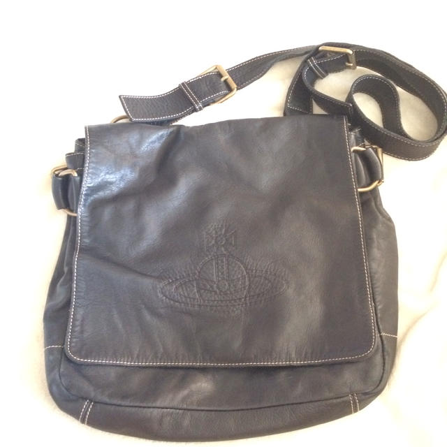 Vivienne Westwood(ヴィヴィアンウエストウッド)のvivienneショルダー レディースのバッグ(ショルダーバッグ)の商品写真