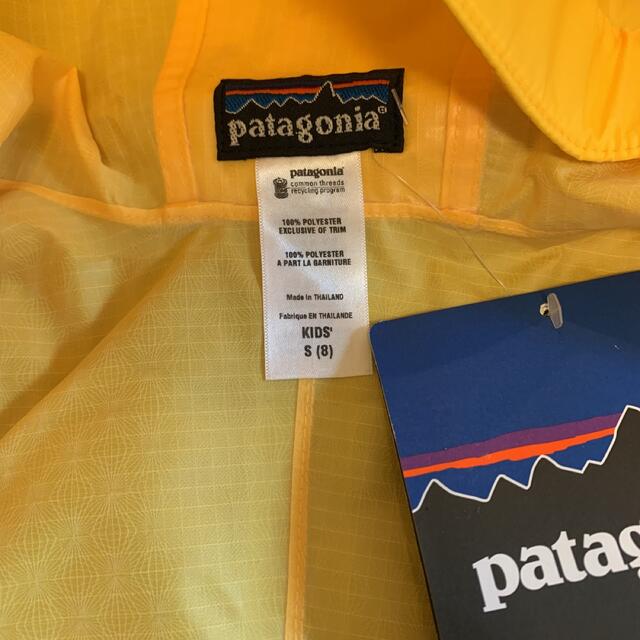 patagonia(パタゴニア)のパタゴニア　patagonia キッズ　S マウンテンパーカー/レインコート　 キッズ/ベビー/マタニティのキッズ服男の子用(90cm~)(ジャケット/上着)の商品写真