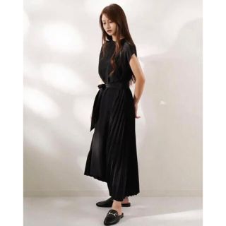 ザラ(ZARA)のkicuri バックプリーツワンピース(ロングワンピース/マキシワンピース)