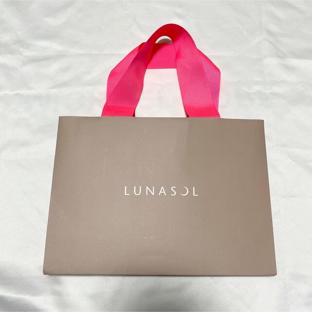 LUNASOL(ルナソル)のLUNASOL 紙袋 レディースのバッグ(ショップ袋)の商品写真