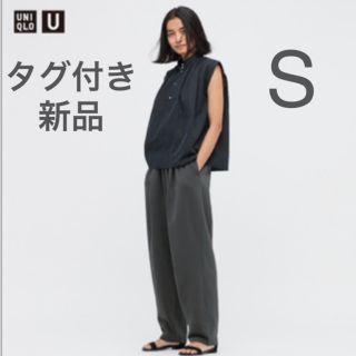 ユニクロ(UNIQLO)のタグ付き新品　ユニクロスウェットギャザーパンツ　ダークグリーン　S(カジュアルパンツ)