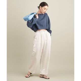 ビューティアンドユースユナイテッドアローズ(BEAUTY&YOUTH UNITED ARROWS)のネイビー ショート丈スウェット (トレーナー/スウェット)