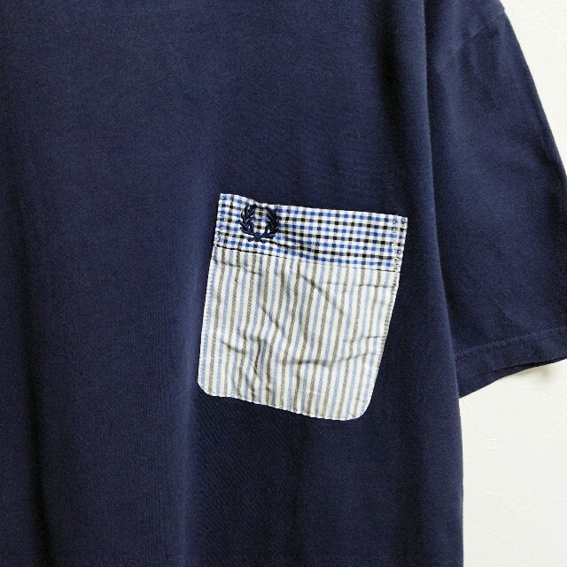 FRED PERRY(フレッドペリー)の美品　FRED PERRY　フレッドペリー　ネイビー系　Ｔシャツ メンズのトップス(Tシャツ/カットソー(半袖/袖なし))の商品写真