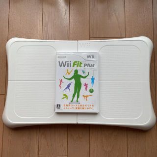 ウィー(Wii)のWii Fit Plus バランスWiiボードセットごろう様宜しくお願い致します(家庭用ゲームソフト)