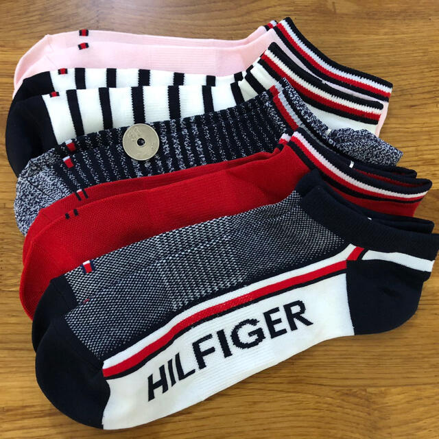 TOMMY HILFIGER(トミーヒルフィガー)の新品トミーヒルフィガーTOMMY HILFIGERレディース5足セット105 レディースのレッグウェア(ソックス)の商品写真