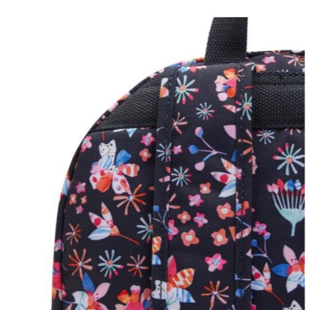 kipling(キプリング)の新品✨タグ付き♪定価17,050円　キプリング　リュック　花柄　大特価‼️ レディースのバッグ(リュック/バックパック)の商品写真