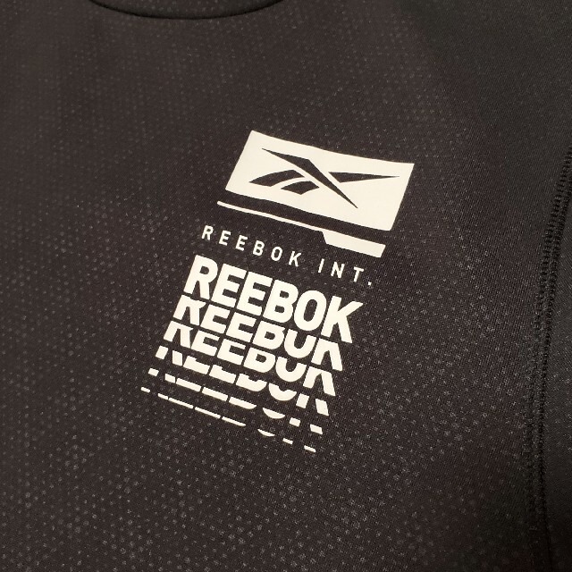 Reebok(リーボック)の【リーボック】 ランニング Tシャツ／M／ブラック／バックメッシュ／ジム メンズのトップス(Tシャツ/カットソー(半袖/袖なし))の商品写真