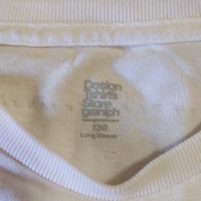 Design Tshirts Store graniph(グラニフ)のグラニフgraniphの長袖Tシャツ130サイズ使用品 キッズ/ベビー/マタニティのキッズ服男の子用(90cm~)(Tシャツ/カットソー)の商品写真