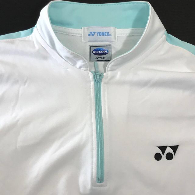 YONEX(ヨネックス)のmilky様　YONEX ヨネックス　ジップアップ半袖Tシャツ合計2点 スポーツ/アウトドアのテニス(ウェア)の商品写真