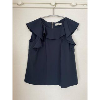 ノエラ(Noela)の【6月末で出品停止】Noela フリルブラウス(シャツ/ブラウス(半袖/袖なし))