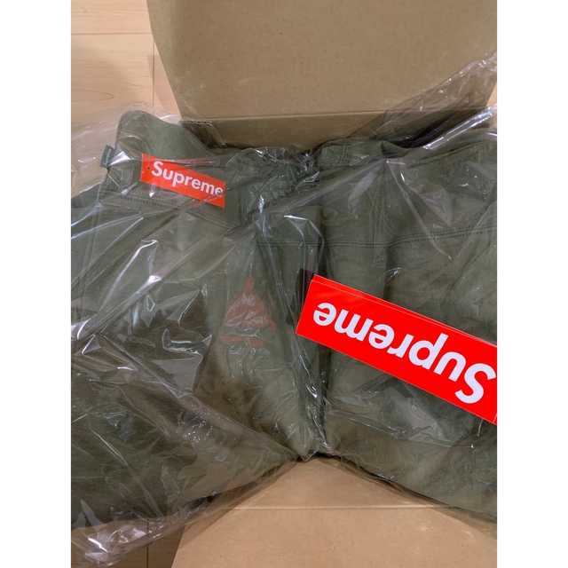 supreme overlap crewneck M