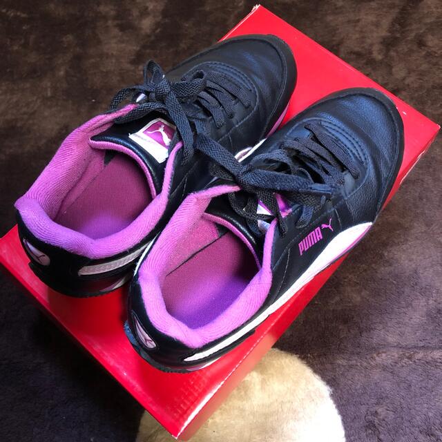 PUMA(プーマ)のmimmie様専用出品💜PUMA💜スニーカー💜23㌢ レディースの靴/シューズ(スニーカー)の商品写真