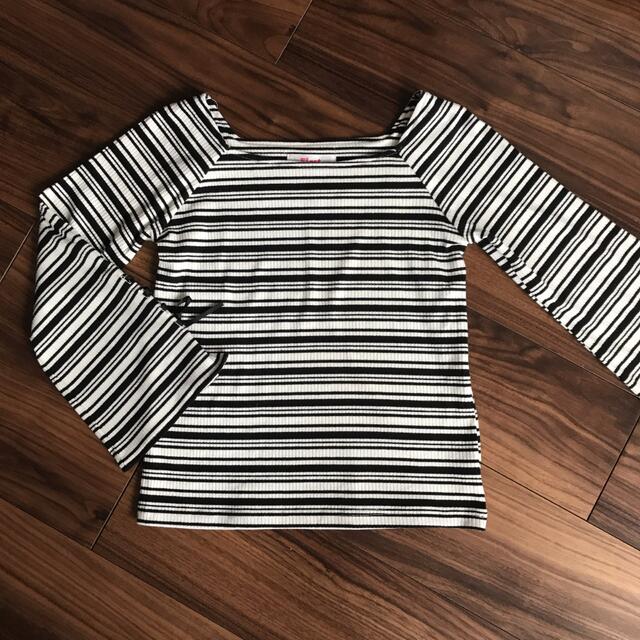 INGNI First(イングファースト)のイングファースト・キッズ　カットソー キッズ/ベビー/マタニティのキッズ服女の子用(90cm~)(Tシャツ/カットソー)の商品写真