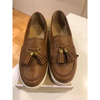 マイケルコース(Michael Kors)のMICHAEL KORS タッセル シューズ(スリッポン/モカシン)