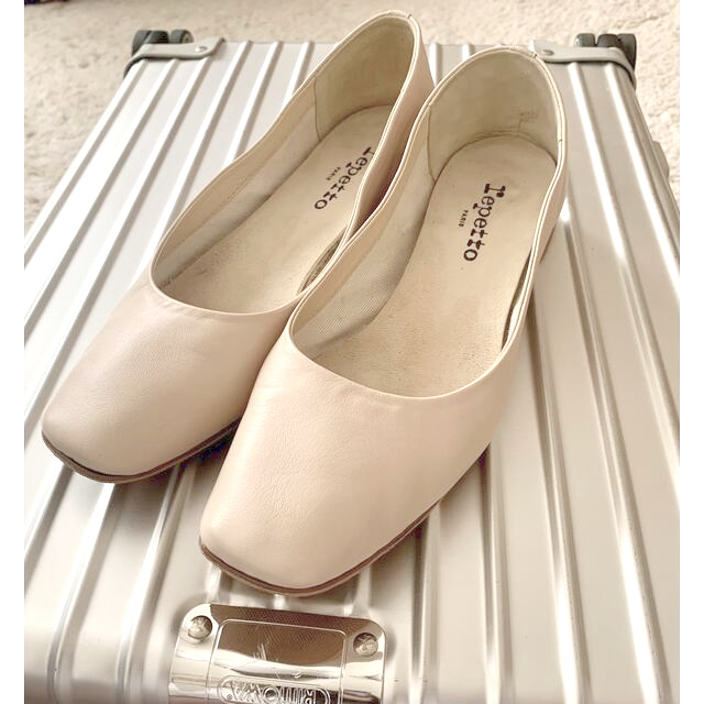 repetto(レペット)の★最終価格★レペット　Repetto スクエアトゥ　パンプス レディースの靴/シューズ(ハイヒール/パンプス)の商品写真