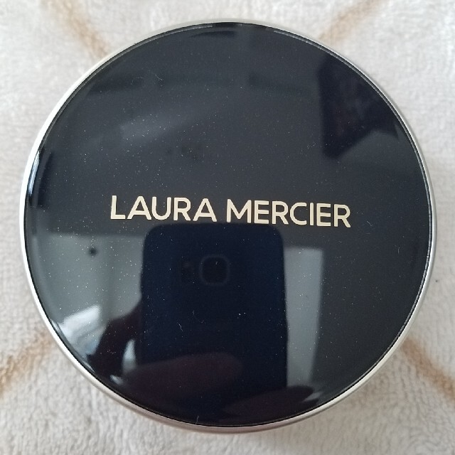 laura mercier(ローラメルシエ)のローラメルシエ　クッションファンデ　1n1 コスメ/美容のベースメイク/化粧品(ファンデーション)の商品写真