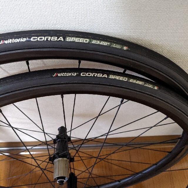 ロードバイク　超軽量カーボンチューブラーホイール　メカニコ　KT25-23S