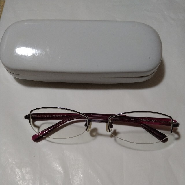 OWNDAYS　オーバルメガネ レディースのファッション小物(サングラス/メガネ)の商品写真