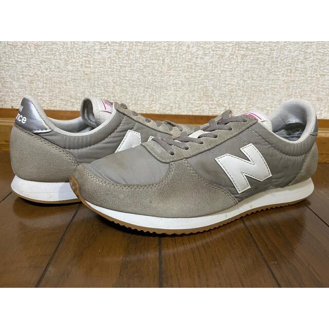 New Balance(ニューバランス)のNew Balance WL220CLC 24.5cm メンズの靴/シューズ(スニーカー)の商品写真