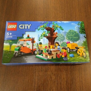 レゴ(Lego)の【新品未使用】LEGO レゴシティのピクニックパーク 60326(知育玩具)