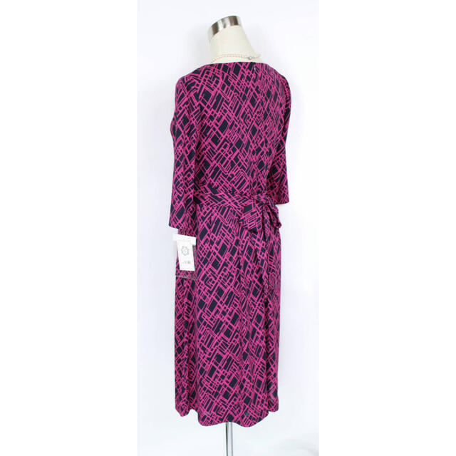 SOIR(ソワール)の新品 ７号 東京ソワール 幾何学模様 ワンピース ピンク黒 カラーフォーマル レディースのフォーマル/ドレス(その他ドレス)の商品写真