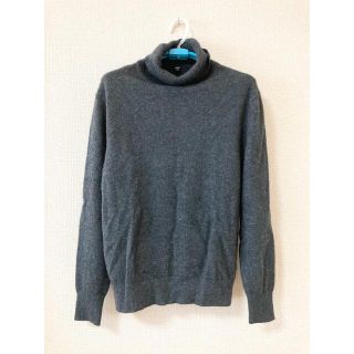 ユニクロ(UNIQLO)のUNIQLO タートルネックカシミヤセーター　チャコールグレー　XL(ニット/セーター)