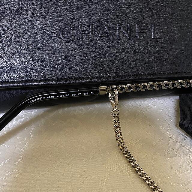 CHANEL(シャネル)の専用　美品　CHANEL  チェーンアラウンド ココチェーン　サングラス  レディースのファッション小物(サングラス/メガネ)の商品写真