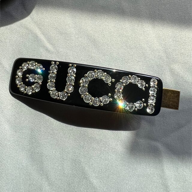 Gucci GUCCI グッチ クリスタルグッチシングルヘアクリップの通販 by わか｜グッチならラクマ