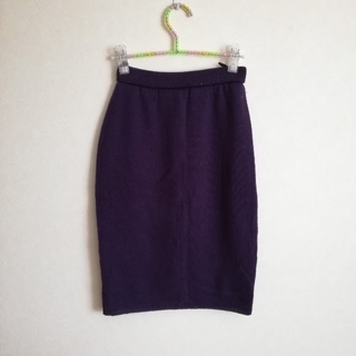サンタモニカ(Santa Monica)の紫のニットタイトスカート(ひざ丈スカート)