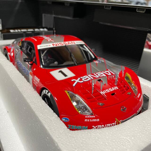 税込?送料無料】 未展示品 オートアート1/18 Z nismo xanavi ミニカー