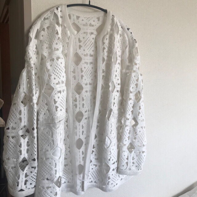 ballsey スクエアモチーフ エンブロイダリー ノーカラー ジャケット