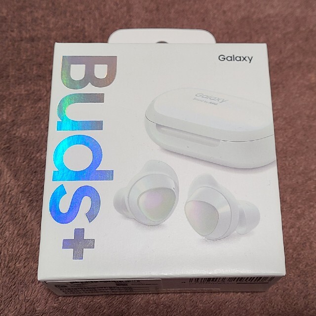 SAMSUNG(サムスン)のギャラクシー Galaxy Buds+ ホワイト　新品 スマホ/家電/カメラのオーディオ機器(ヘッドフォン/イヤフォン)の商品写真