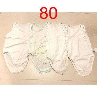 ユニクロ(UNIQLO)のユニクロ 肌着 ロンパース　無地　80(肌着/下着)