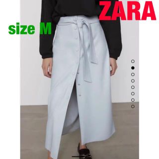 ザラ(ZARA)の【新品未使用】ZARA フェイクレザー ブルースカート M トップスセットもOK(ロングスカート)