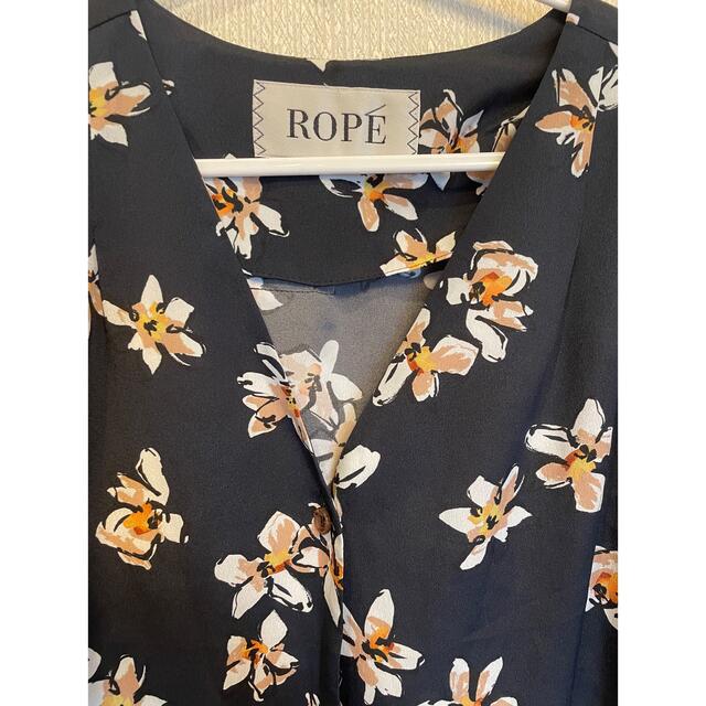 ROPE’(ロペ)のROPE 花柄ワンピース レディースのワンピース(ひざ丈ワンピース)の商品写真