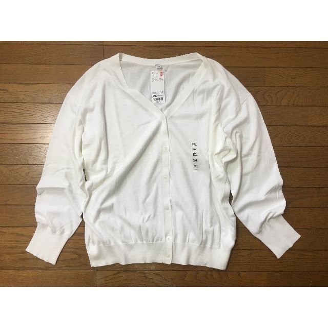 UNIQLO(ユニクロ)のJ079★新品 春 UVカット スーピマコットン カーディガン3XL 白 洗える レディースのトップス(カーディガン)の商品写真