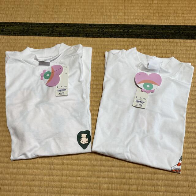 GU(ジーユー)の新品　ジーユー　イガリシノブ　グラフィックT  2枚　Sサイズ　540℃ レディースのトップス(Tシャツ(半袖/袖なし))の商品写真