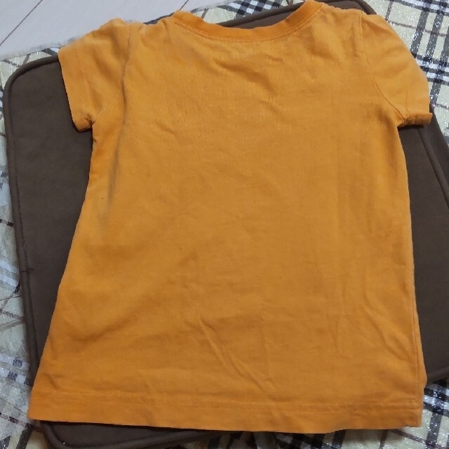 半袖Tシャツ　110cm　２枚セット　ウルトラマン　スポンジ・ボブ　匿名配送 キッズ/ベビー/マタニティのキッズ服男の子用(90cm~)(Tシャツ/カットソー)の商品写真