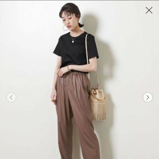 ユナイテッドアローズ(UNITED ARROWS)の♥️未使用【UNITED ARROWS】コンパクトクルーネックカットソー♥️(カットソー(半袖/袖なし))