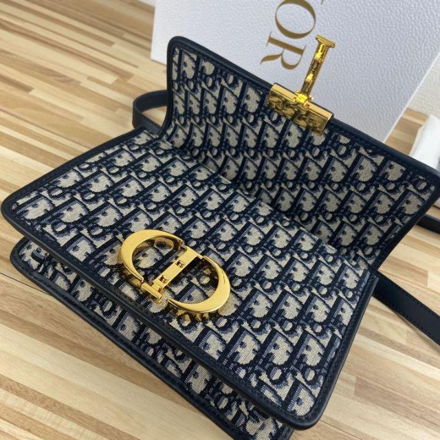 国際ブランド】 C Dior - ディオール ショルダーバッグ 30 MONTAIGNE