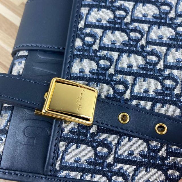 国際ブランド】 C Dior - ディオール ショルダーバッグ 30 MONTAIGNE