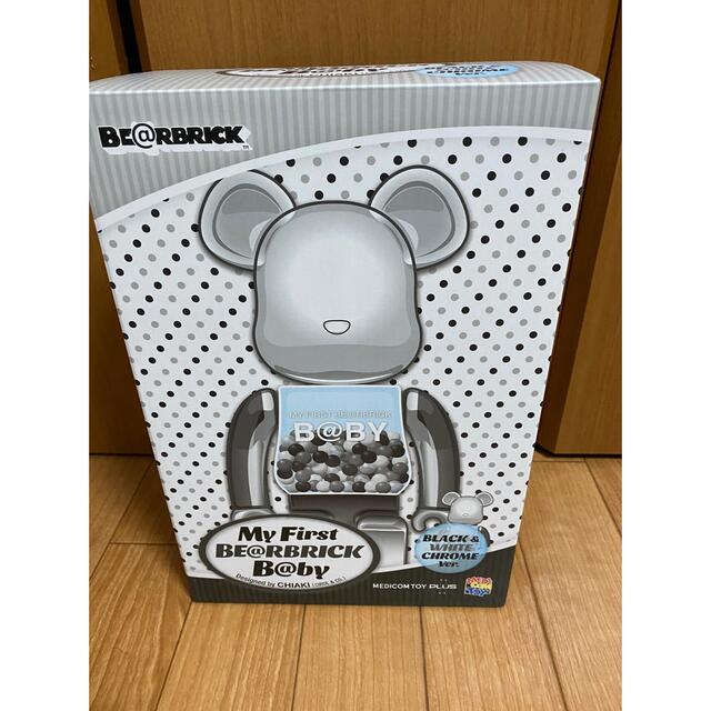 MY FIRST BE@RBRICK 100%&400%