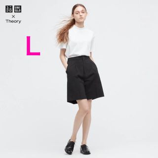 ユニクロ(UNIQLO)のユニクロ　セオリー　感動 タック イージー ショートパンツ(ショートパンツ)