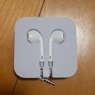 アイポッドタッチ(iPod touch)のi　pod　touch用　イヤホン(その他)