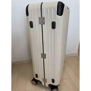 新品未使用 リモワ RIMOWA リンボ 60L クリームホワイト 電子タグ