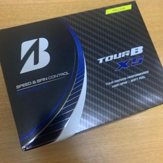 ブリヂストン(BRIDGESTONE)のTOURB XS ゴルフボール　1ダース　最新(ゴルフ)